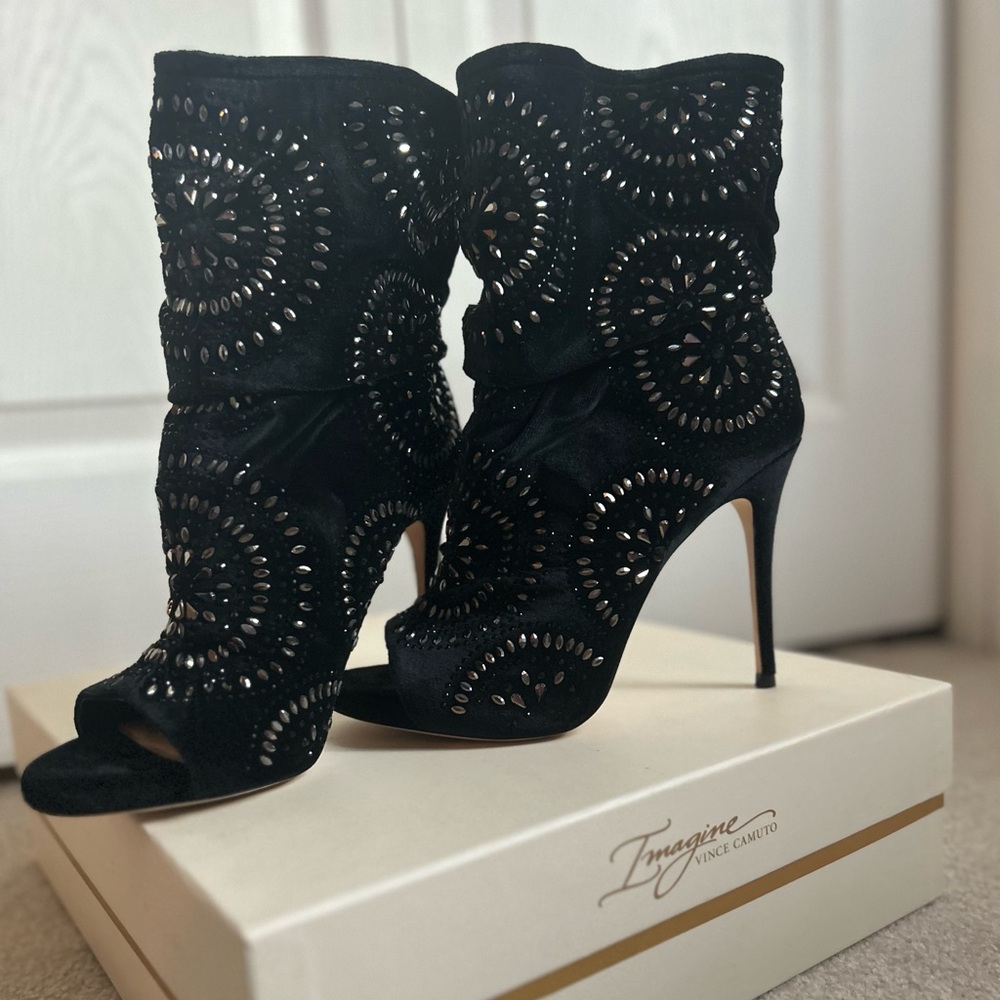 Vince Camuto Heels